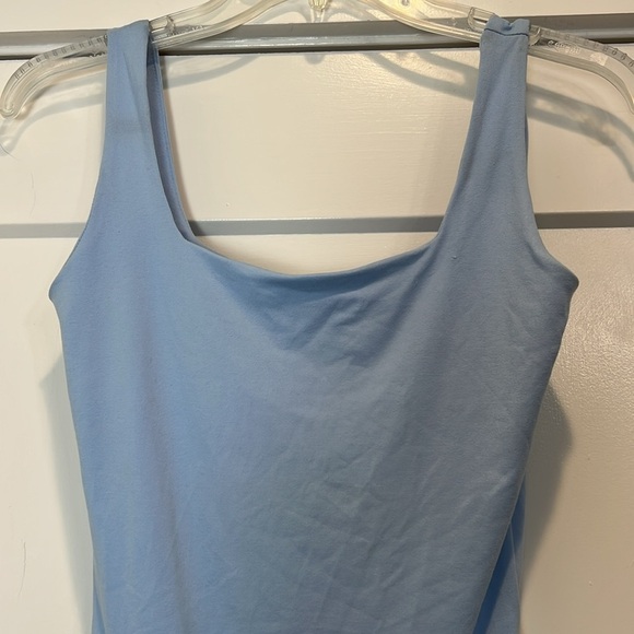 Le Lis Sky Blue Bodysuit size small. NWT! - Picture 2 of 8